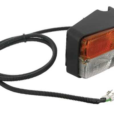 John Deere Lampa zespolona kierunkowskazu i postoju - 0307530000 - Lampa zespolona kierunkowskazu i postoju, prawa 12V Cobo